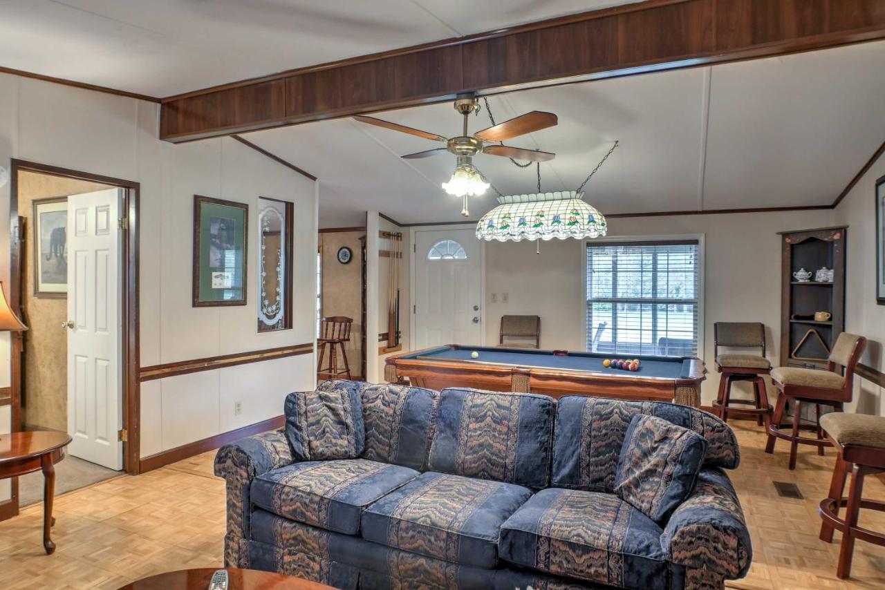 Ooltewah Cabin With Grill, Pool Table And Porch! 외부 사진